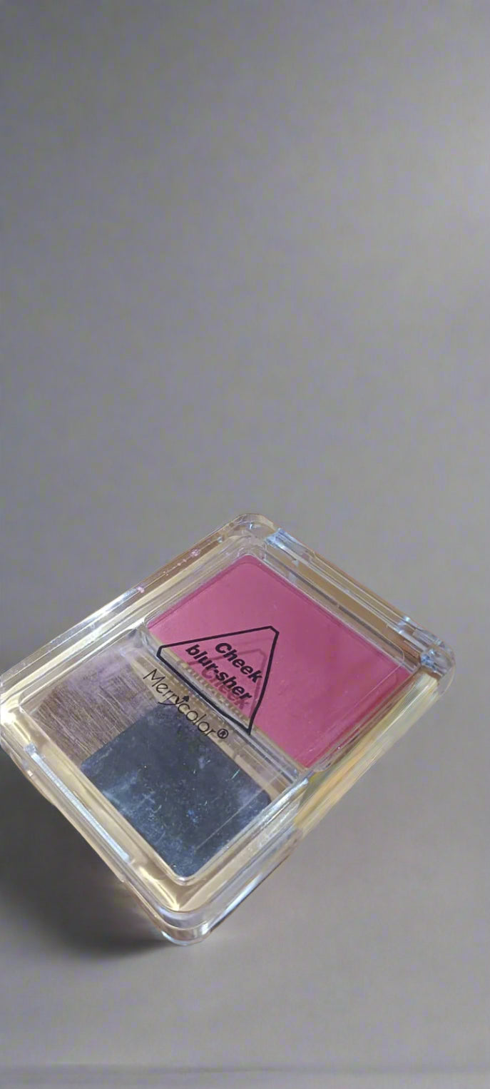 Merry Colour Cheeky Blusher with Soft Blush-On Brush